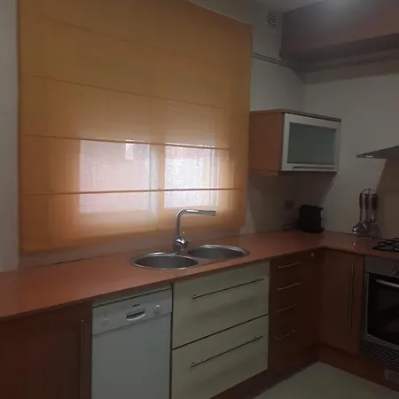 Casa Laure Y Mª Jose * Аренс-де-Льедо