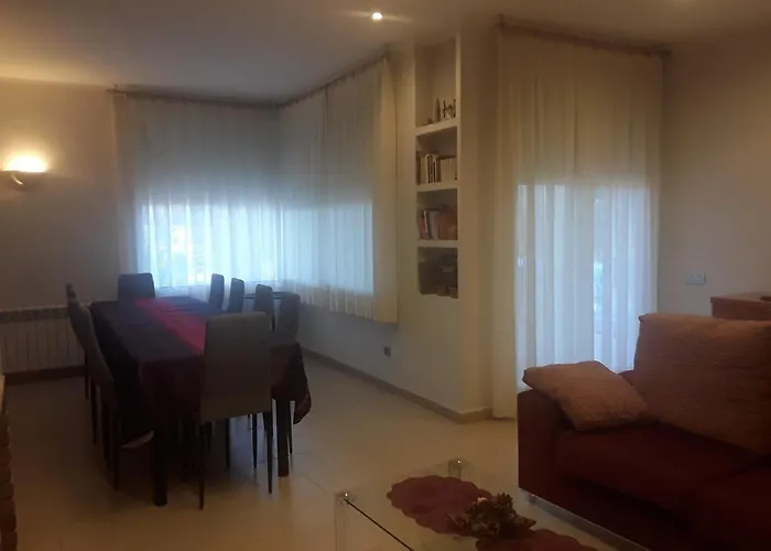 Casa Laure Y Mª Jose Arens de Lledo